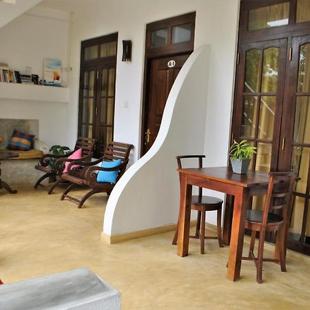Sleepy Head Guesthouse Unawatuna Zewnętrze zdjęcie
